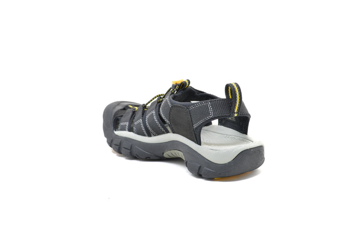 KEEN Newport +15