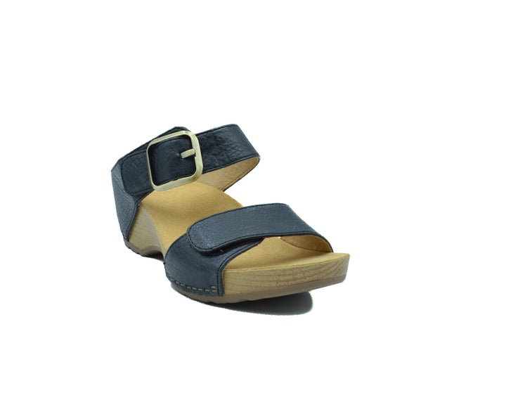 DANSKO Tanya