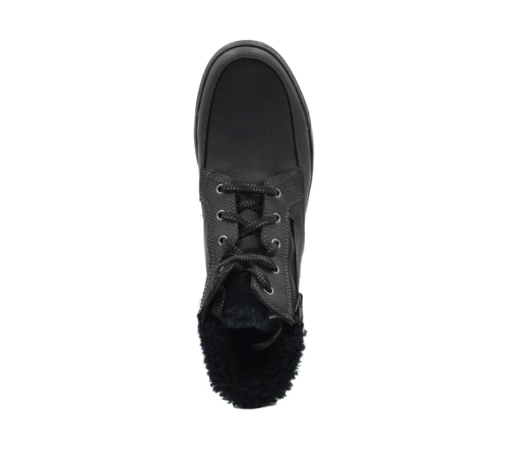 CLARKS Wallabee