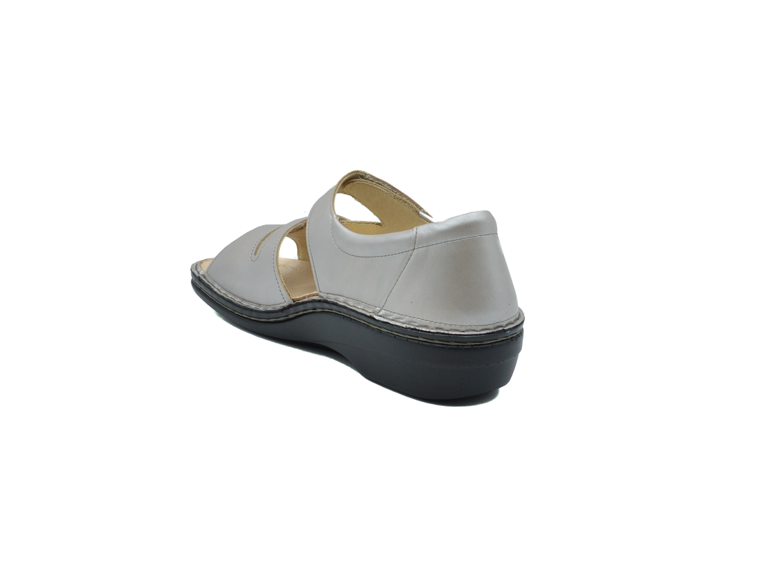 FINN COMFORT 8258