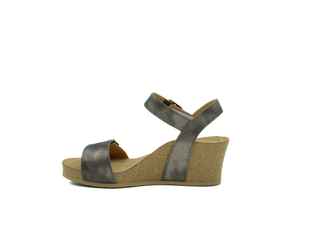 AETREX Lexa Quarter Strap Wedge
