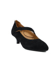 L'AMOUR DES PIEDS Kavya