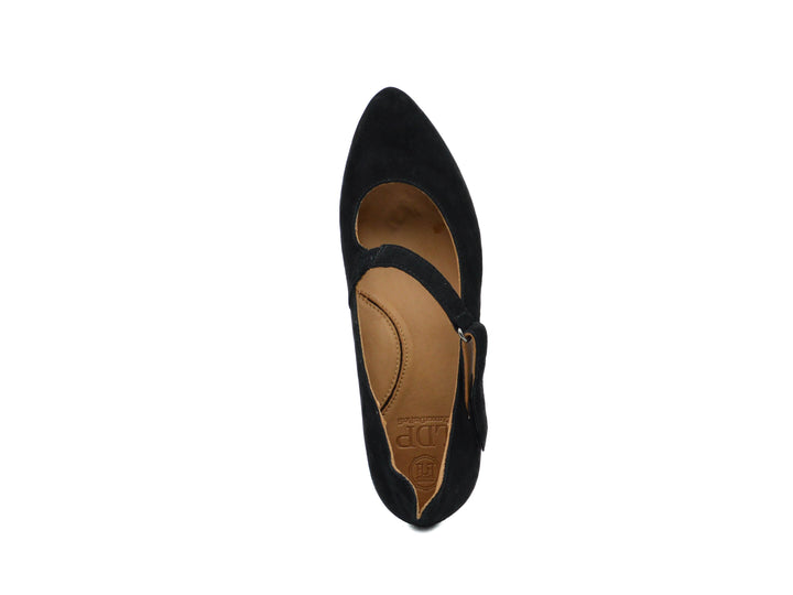 L'AMOUR DES PIEDS Kavya