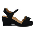 L'AMOUR DES PIEDS Marora