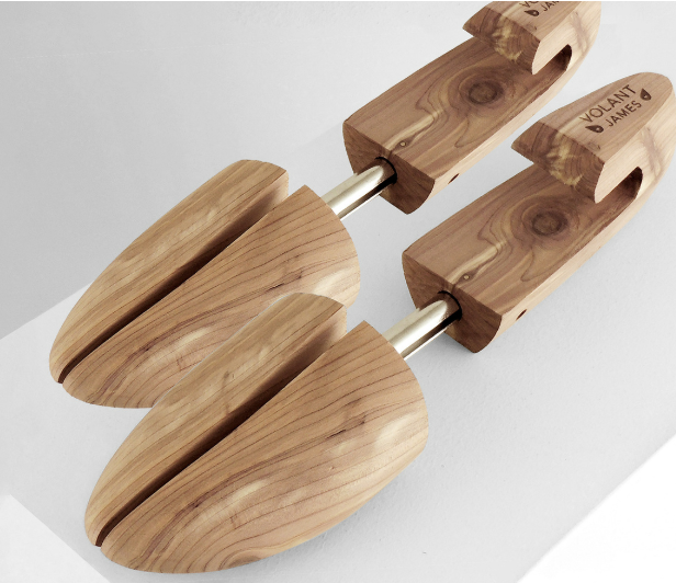 VOLANT JAMES  CEDAR SHOE TREES
