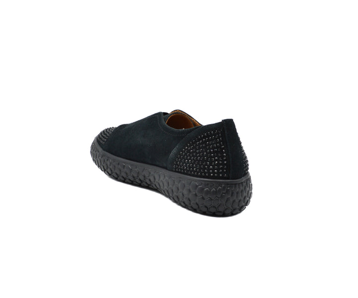 L'AMOUR DES PIEDS Zarrial